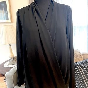 Draped chiffon overlay blouse Vneck with 3/4 sleeve. Bubble hem. 1X